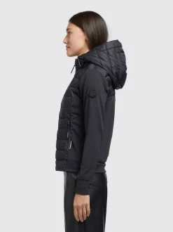 Khujo Jacke GHITA MATT In Schwarz -Khujo Verkäufe khujo jacke ghita matt in schwarz 2 scaled