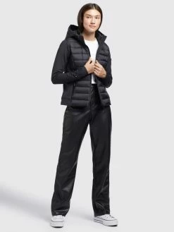 Khujo Jacke GHITA MATT In Schwarz -Khujo Verkäufe khujo jacke ghita matt in schwarz 5 scaled