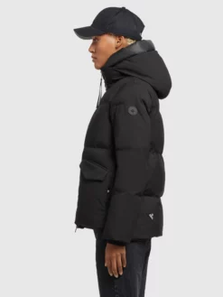 Khujo Jacke JAPURA2 In Schwarz -Khujo Verkäufe khujo jacke japura2 in schwarz 2 scaled