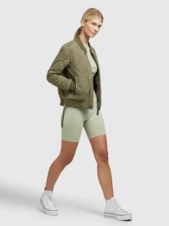 Khujo Jacke LEONA In Olivgrün -Khujo Verkäufe khujo jacke leona in olivgrun 5 scaled