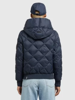 Khujo Steppjacke "Sarabi" In Dunkelblau -Khujo Verkäufe khujo steppjacke sarabi in dunkelblau 1