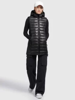 Khujo Weste BECCA SHINY In Schwarz -Khujo Verkäufe khujo weste becca shiny in schwarz 5 scaled