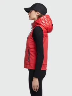 Khujo Weste FABIA SHINY In Rot -Khujo Verkäufe khujo weste fabia shiny in rot 2 scaled