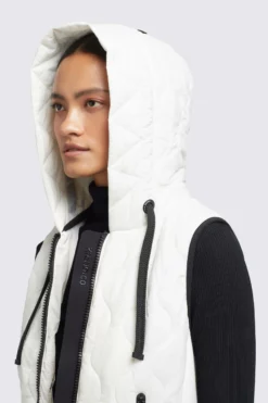 Khujo Weste MALIN In Weiß -Khujo Verkäufe khujo weste malin in weiss 7 scaled