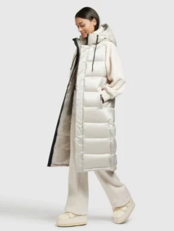 Khujo Weste TOURIN SATIN In Perlweiß -Khujo Verkäufe khujo weste tourin satin in perlweiss 5 scaled